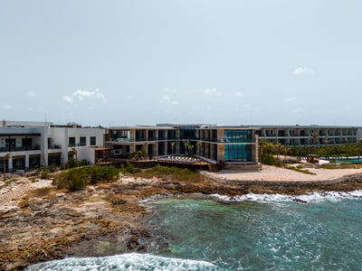 Luxury Villa Photo #2