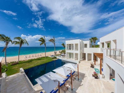 Luxury Villa Photo #5