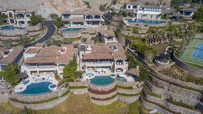 Luxury Villa Photo #67