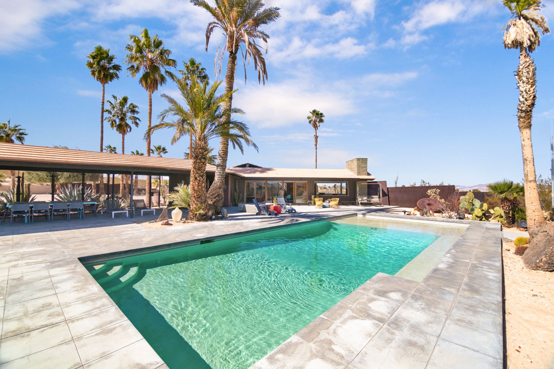 Palm Springs,The Wheelhouse