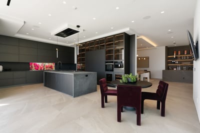 Luxury Villa Photo #24