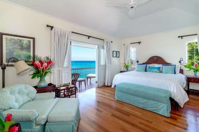 Luxury Villa Photo #22