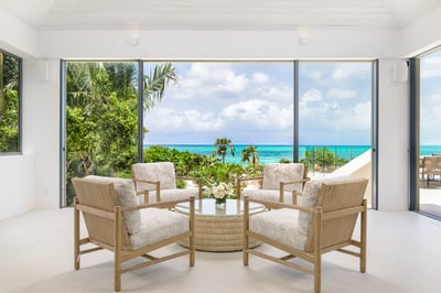 Luxury Villa Photo #17