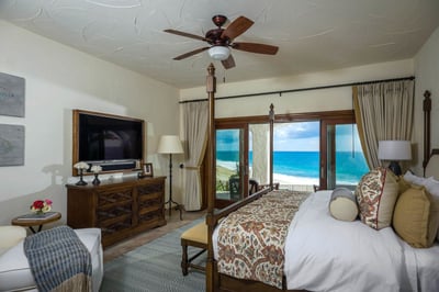 Luxury Villa Photo #10