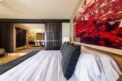 Luxury Villa Photo #32