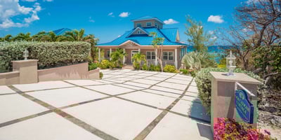 Luxury Villa Photo #5