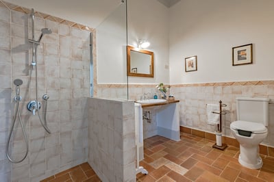 Luxury Villa Photo #30