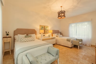 Luxury Villa Photo #61