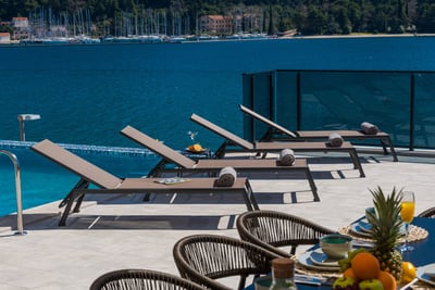 Luxury Villa Photo #26