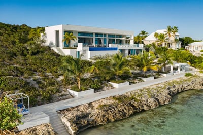Luxury Villa Photo #3