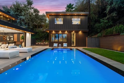 Luxury Villa Photo #4