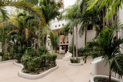 Luxury Villa Photo #13