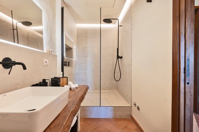Luxury Villa Photo #44