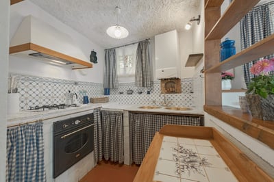 Luxury Villa Photo #42