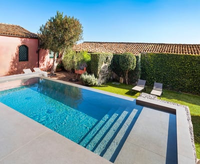 Luxury Villa Photo #12