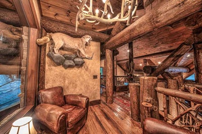 Luxury Villa Photo #23