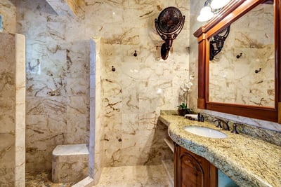 Luxury Villa Photo #25