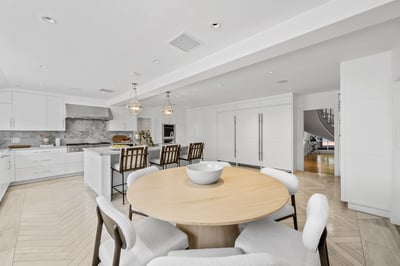Luxury Villa Photo #20