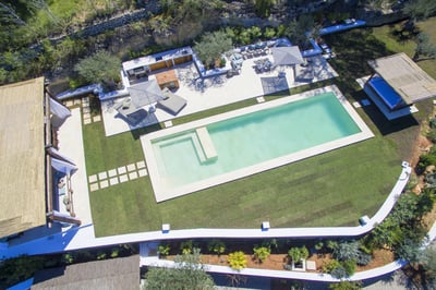 Luxury Villa Photo #43