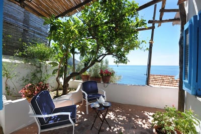 Luxury Villa Photo #6