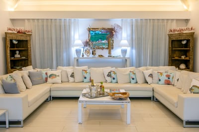 Luxury Villa Photo #20