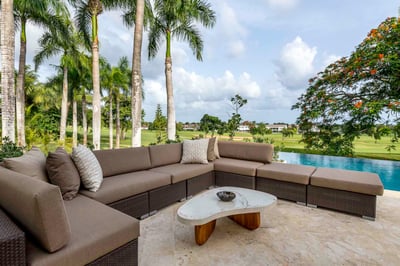 Luxury Villa Photo #11