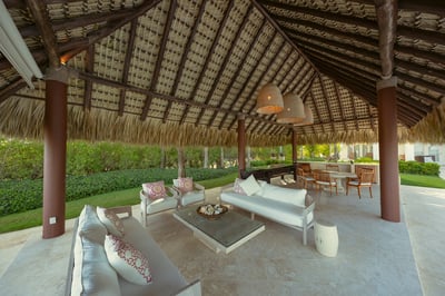 Luxury Villa Photo #8