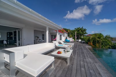 Terrace & Pool: Large outdoor terrace with sunny and shaded areas as well as deckchairs, a relaxatio