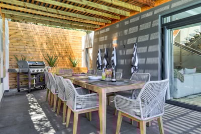 Luxury Villa Photo #16