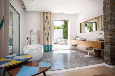 Luxury Villa Photo #22