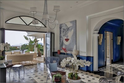 Luxury Villa Photo #19