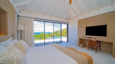 Luxury Villa Photo #44