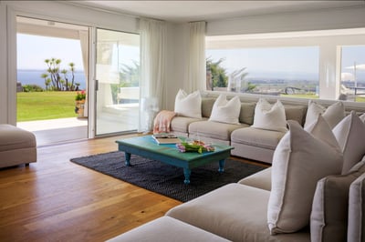 Luxury Villa Photo #19