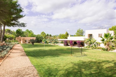 Luxury Villa Photo #14