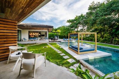 Luxury Villa Photo #27