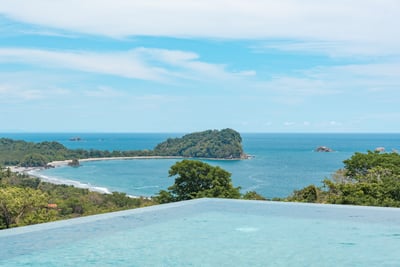 Luxury Villa Photo #6