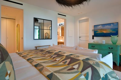 Luxury Villa Photo #40