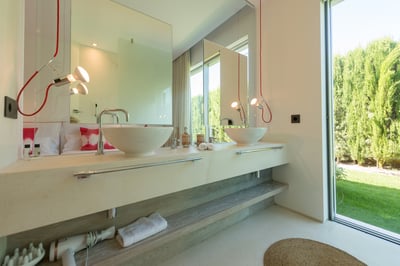 Luxury Villa Photo #26