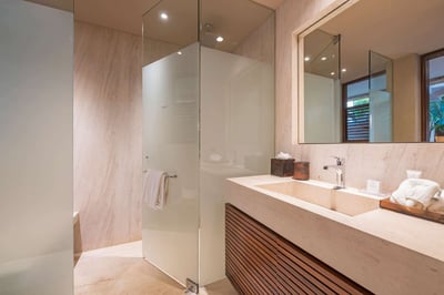 Luxury Villa Photo #40