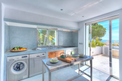 Luxury Villa Photo #19