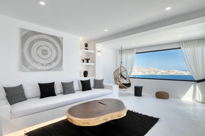 Luxury Villa Photo #7