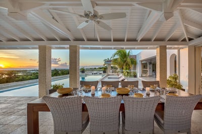 Luxury Villa Photo #8