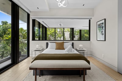 Luxury Villa Photo #36