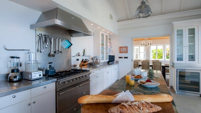 Luxury Villa Photo #39