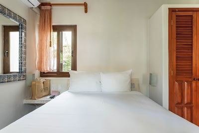 Luxury Villa Photo #38