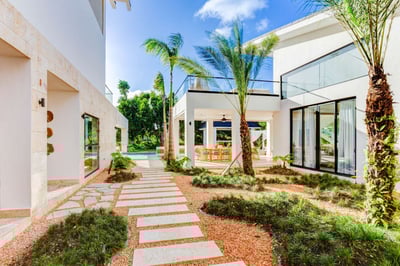 Luxury Villa Photo #8