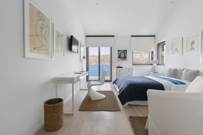 Luxury Villa Photo #23