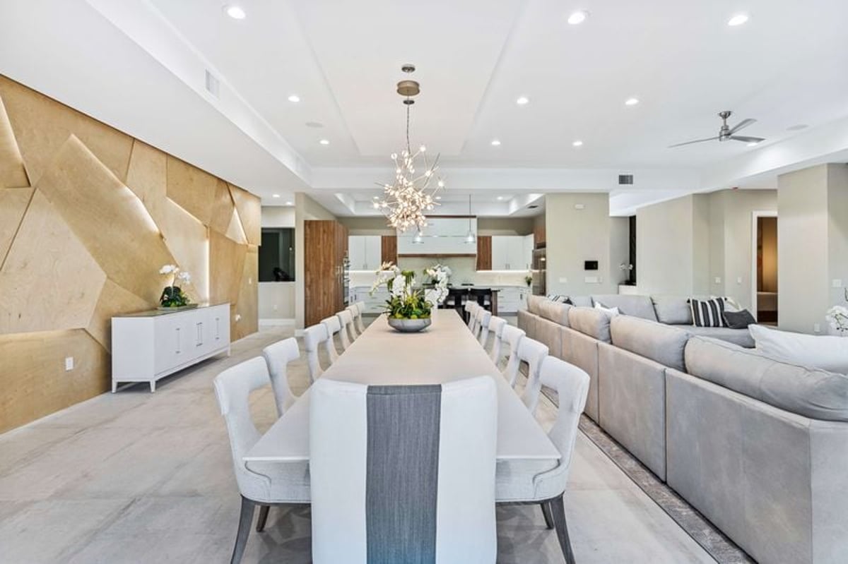 Paradise Palisade Estate