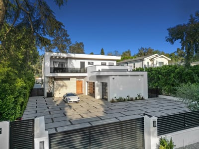 Luxury Villa Photo #13