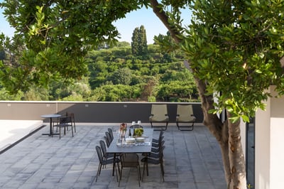 Luxury Villa Photo #15